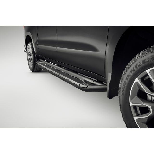 Crew Cab Sport Step Assist Steps in Black  GMC & CHEVROLET